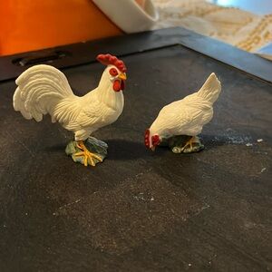 Schleich 1998 lot of 2 like New rooster and hen great cond. plus 1 extra fig.
